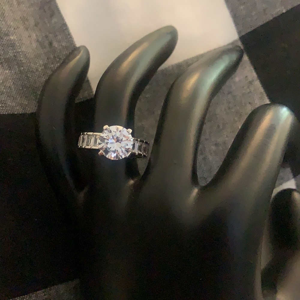 5$Fashion ring